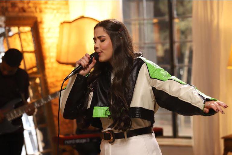 Brenda Danese apresenta o single e clipe de “Incertezas”