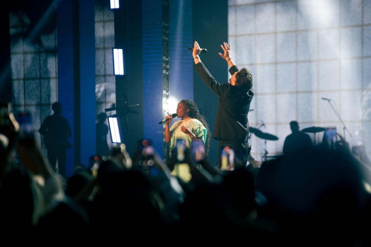 Marcos Freire e projeto “UNITED 10”, collab Nair Nany, honrando Deus e Sua Igreja