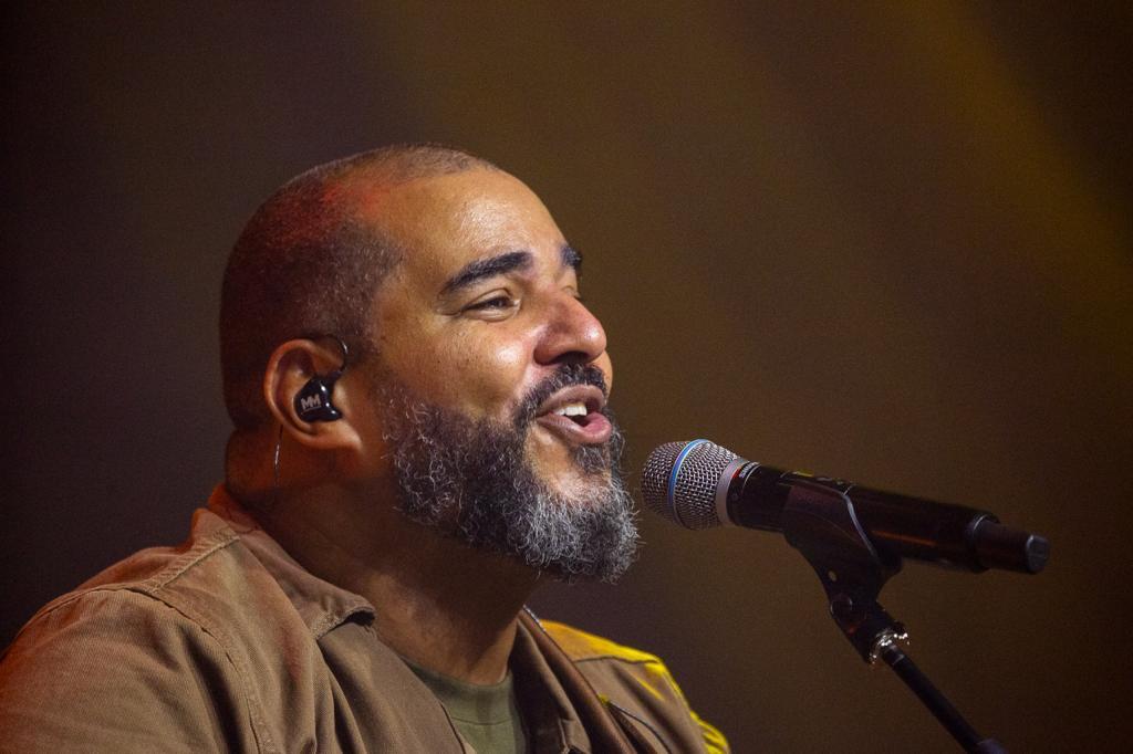 Marcos Miranda lança nova versão de “Nossa Esperança” para o álbum “Alegres Estamos”