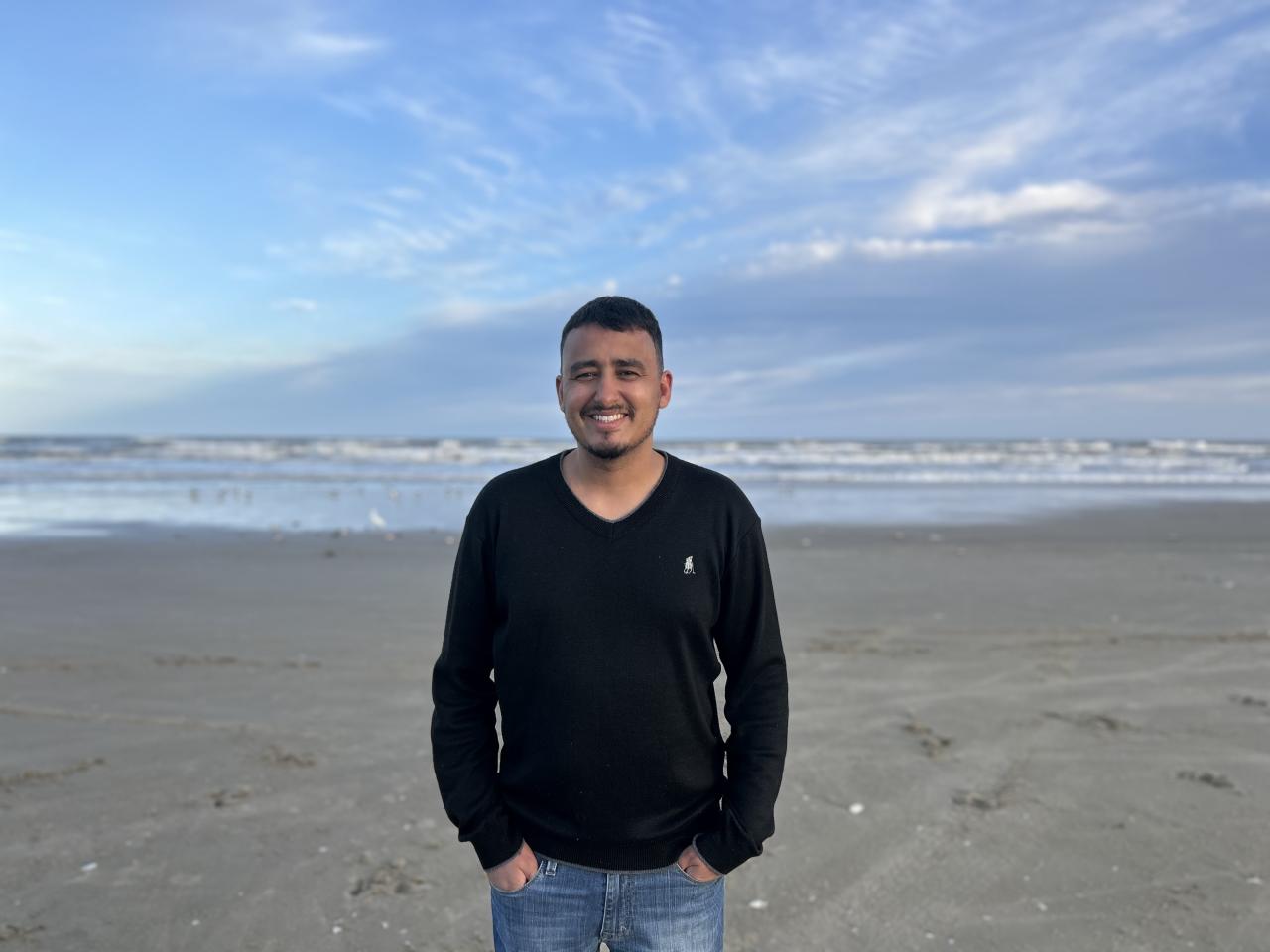 Ricardo Biglu lança a canção autoral “Eu Nasci Pra Te Adorar”