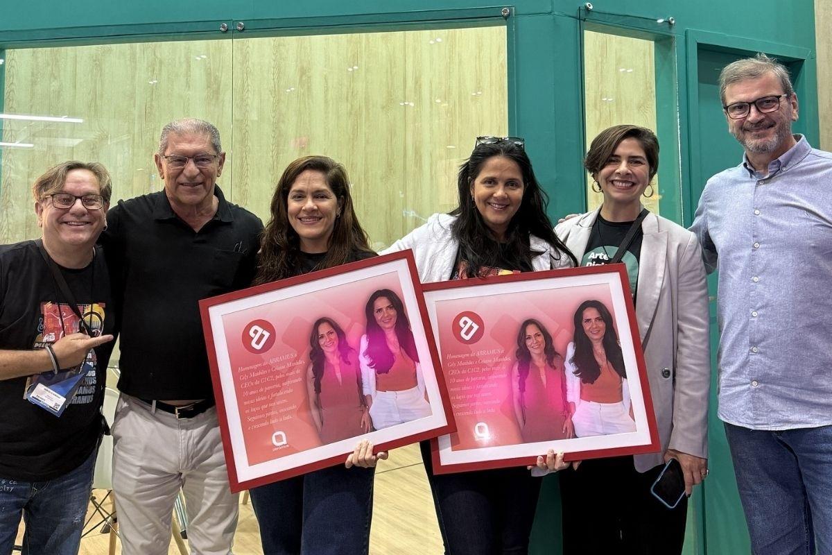 C1C2 Edições é homenageada pela Abramus na Expo Cristã do Rio de Janeiro