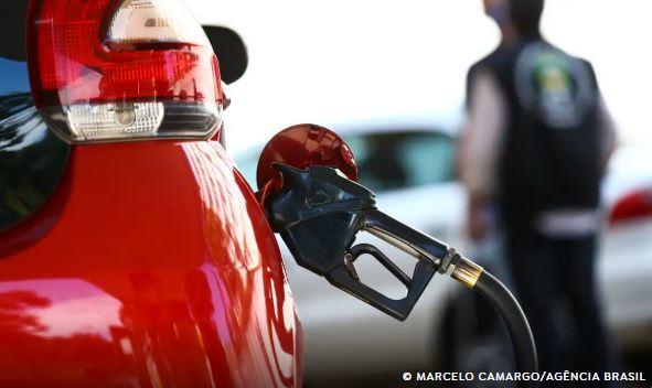 Operação interdita mais de 40 postos suspeitos de ligação com o PCC