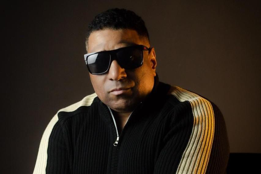 André Quelhas lança “Tua Graça” e marca nova fase em sua trajetória solo