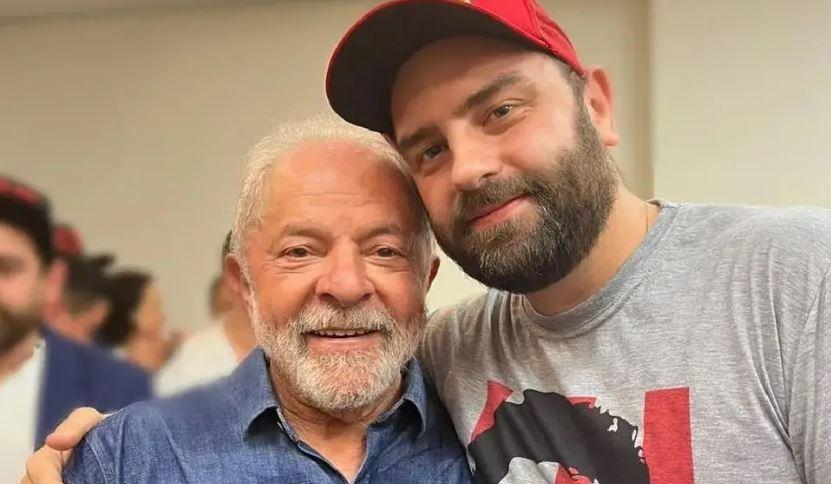 Lula é cobrado sobre Lulinha durante entrega de casas na Bahia