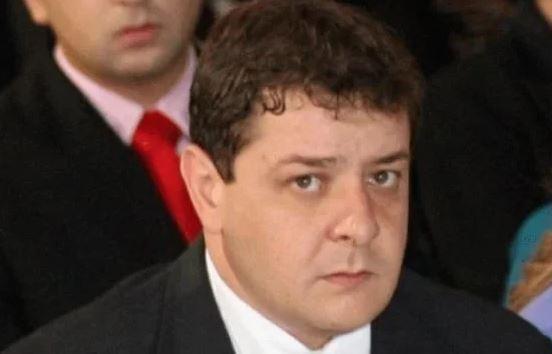 PF troca delegado que pediu investigação contra Lulinha