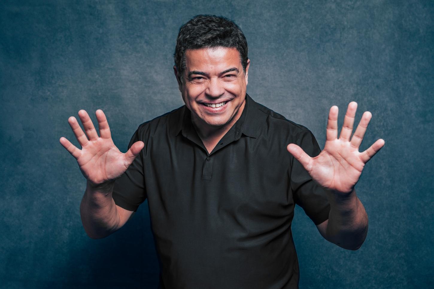 Samuel Modesto: Pastor e apresentador, une carisma e propósito na comunicação