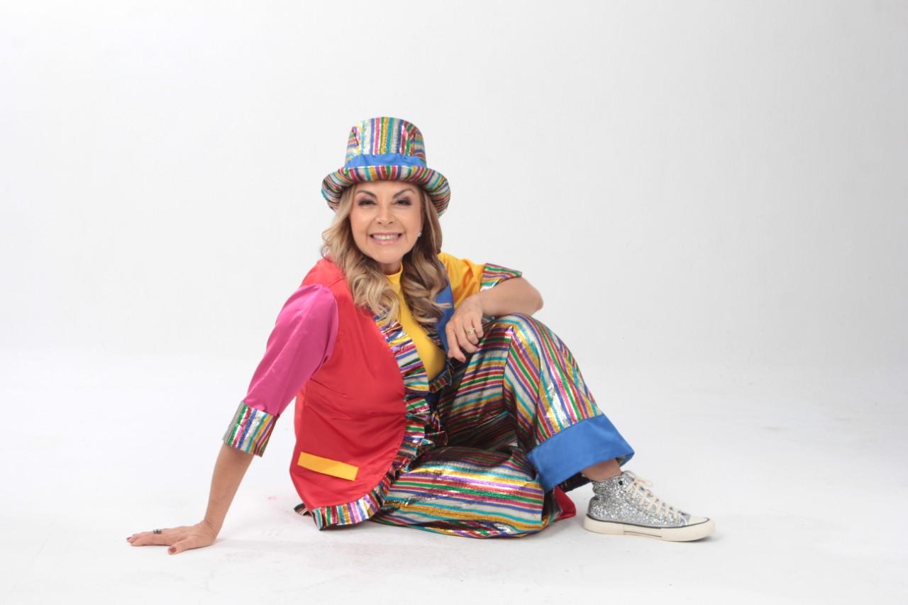 Cristina Mel celebra a infância com EP que reúne música cristã, educação e diversão