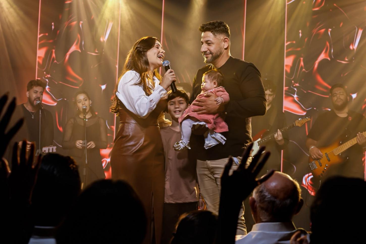 Ingrid Santiago estreia “Cuida Deus” pela Todah Experience Live com mensagem de fé e restauração